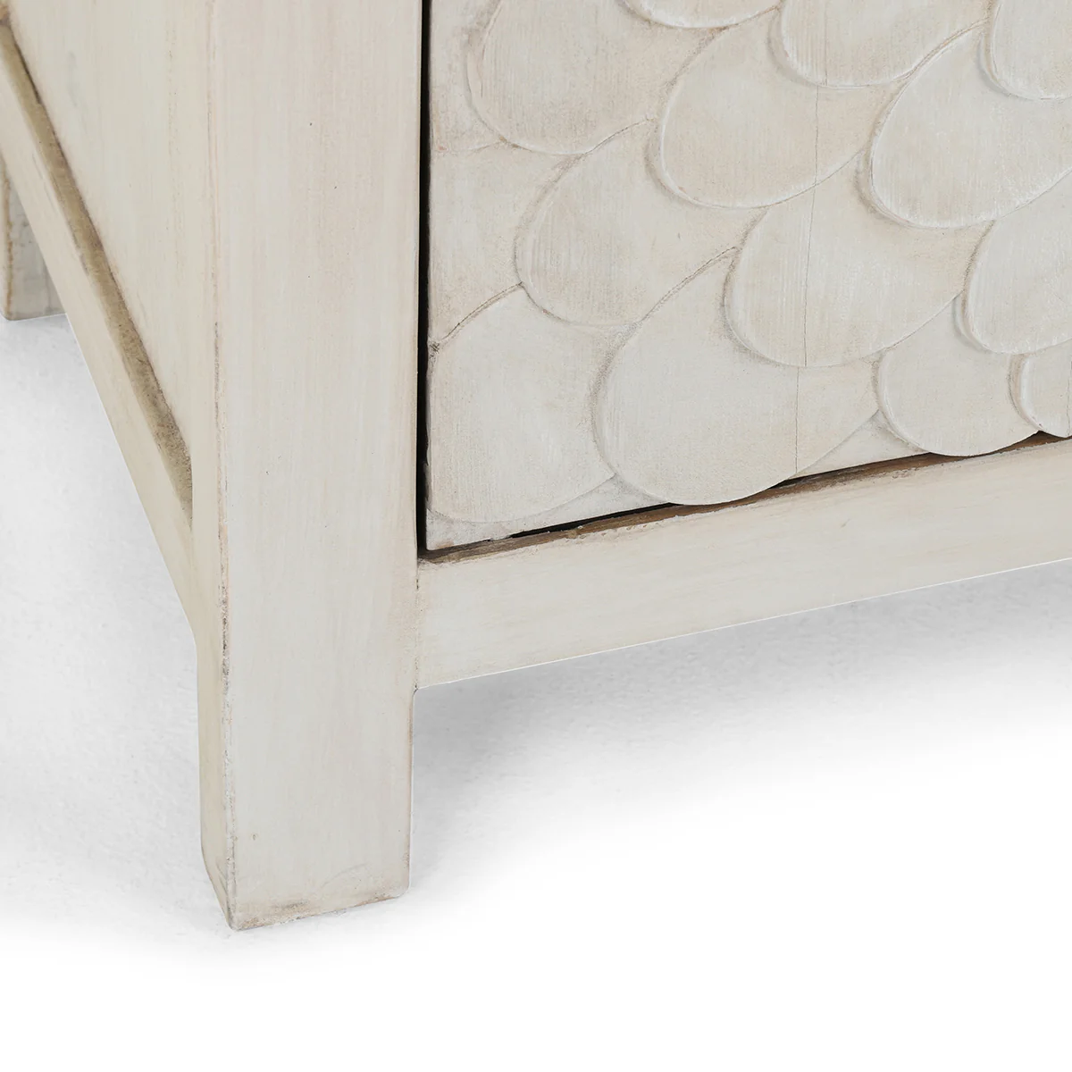 Astrid 4Dr Cabinet - Vintage Cream - Image 8