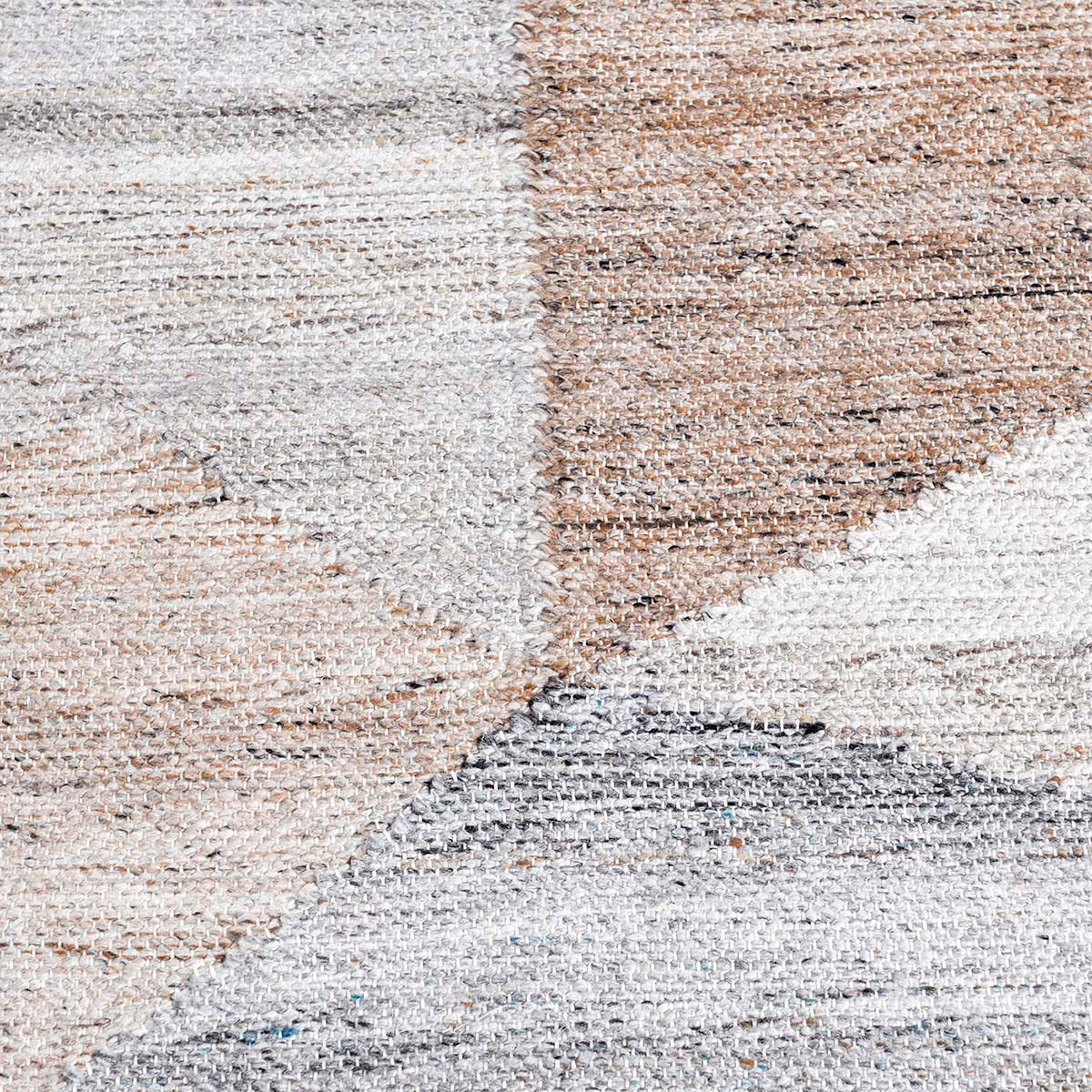 Indoor/Outdoor Savanna Rug - Multi - Image 8