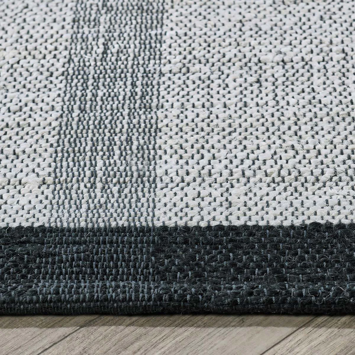 Kochi Stripe Rug - Ivory/Black - Image 10